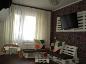 Отель Apartment on Vasylia Stusa St, 10  Белая Церковь